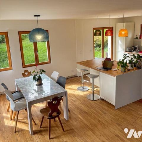 SAINT GERVAIS LES BAINS, magnifique chalet traditionnel rénové de 142 m2 avec vue Mont blanc