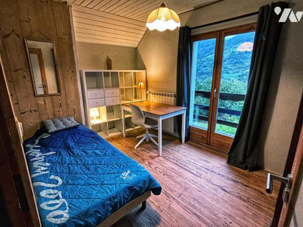 SAINT GERVAIS LES BAINS, magnifique chalet traditionnel rénové de 142 m2 avec vue Mont blanc