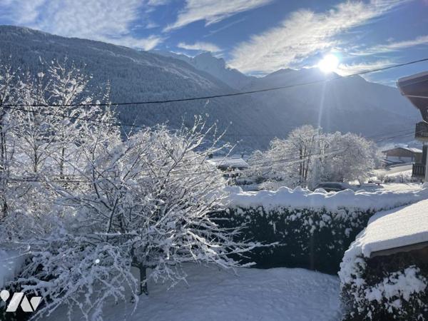 SAINT GERVAIS LES BAINS, magnifique chalet traditionnel rénové de 142 m2 avec vue Mont blanc