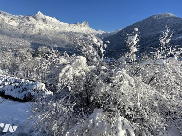 SAINT GERVAIS LES BAINS, magnifique chalet traditionnel rénové de 142 m2 avec vue Mont blanc