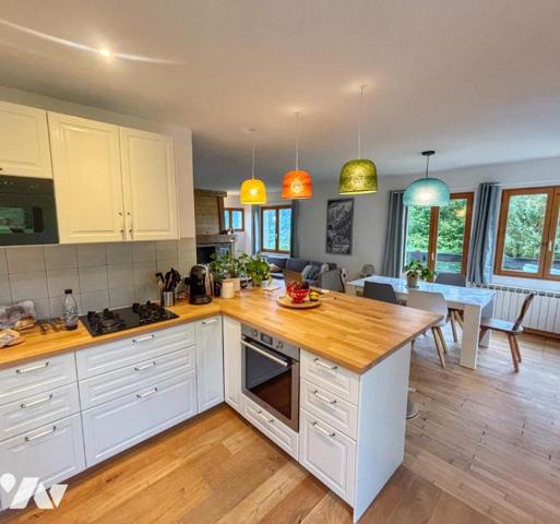 SAINT GERVAIS LES BAINS, magnifique chalet traditionnel rénové de 142 m2 avec vue Mont blanc