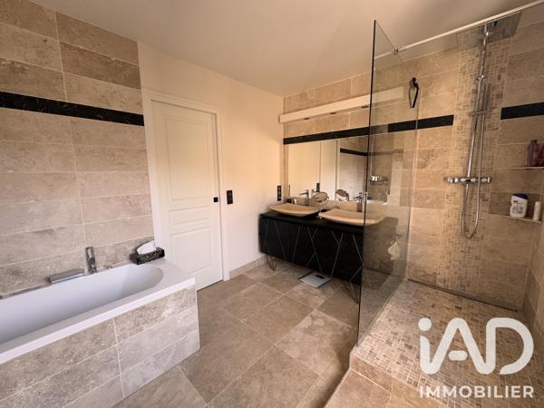 Maison (prestige) à vendre 8 pièces 214 m² Chatou