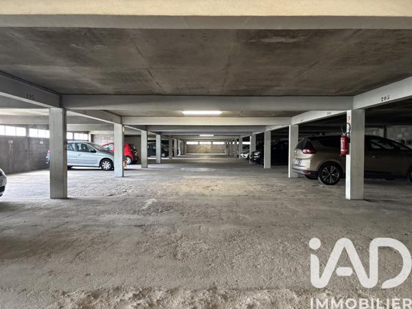 Parking à vendre 12 m² Noisy-le-Roi