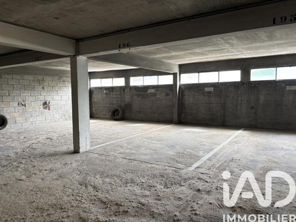 Parking à vendre 12 m² Noisy-le-Roi