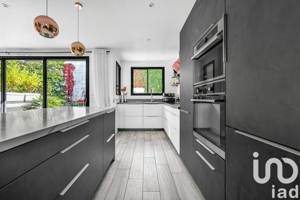 Maison à vendre 8 pièces 162 m² Bois-Colombes