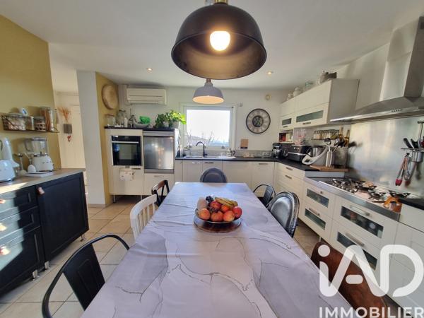 Maison à vendre 9 pièces 195 m² Alès