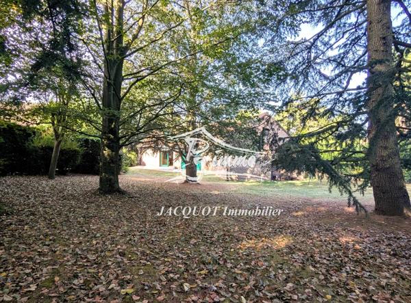 Vente immobilière : Maison à Halluin  4 pièces 150 m² 483 600 €- Jacquot Immobilier.
