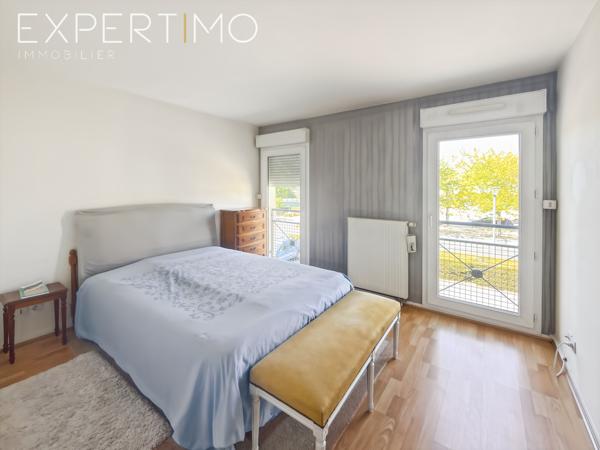 MARGENCY. 3 PIÈCES AVEC BALCON – DOUBLE SÉJOUR 30 M² – 2? CHAMBRE POSSIBLE – PARKING