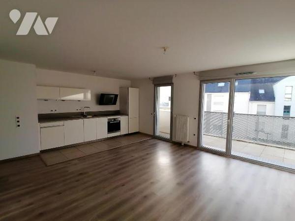 NOUVEAUTE TRENTE CINQ NOTAIRES !! Au coeur du centre historique de Bruz, place Marcel Pagnol, v...