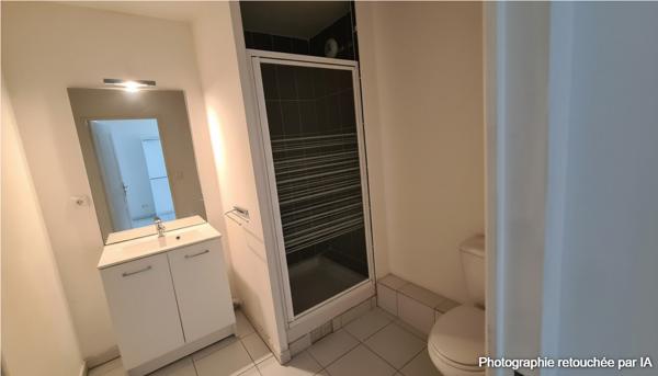 proche toutes commodités studio 26 m2, 2ème étage avec ascenseur, norme handicapé e