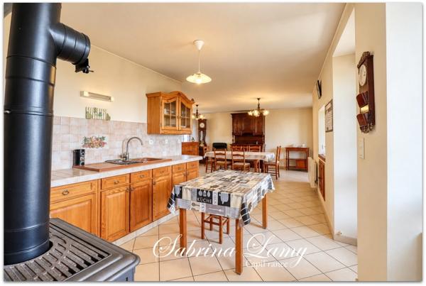 Maison à vendre 5 pièces MAREUIL EN BRIE (51270) Maison avec de Beaux volumes et multiples possibilités