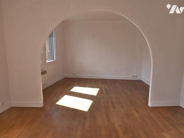 CORMEILLES CENTRE - Immeuble