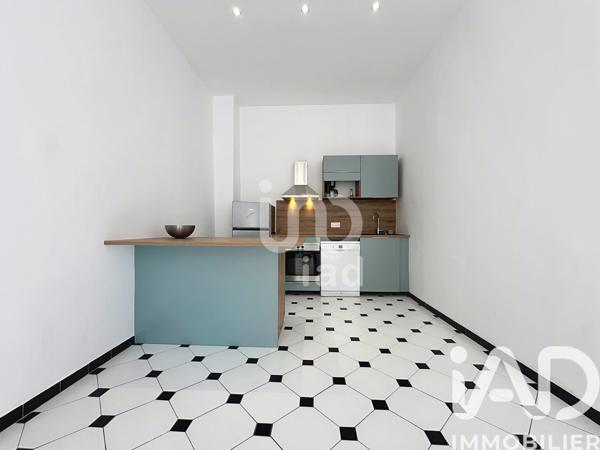 Location appartement 3 pièces 54 m² Marseille 3