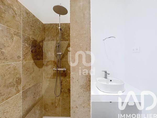 Location appartement 3 pièces 54 m² Marseille 3