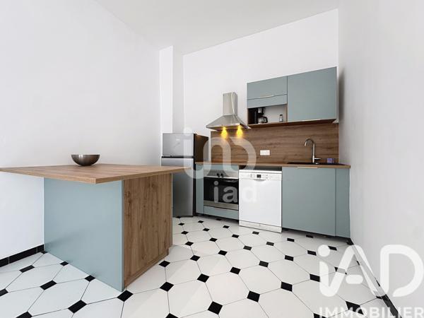 Location appartement 3 pièces 54 m² Marseille 3
