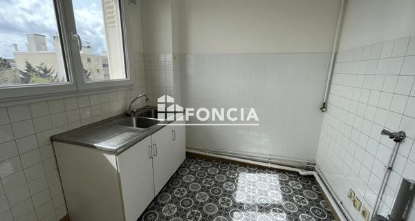 Location Studio 27.66 m² - Saint-maur-des-fossés 94100