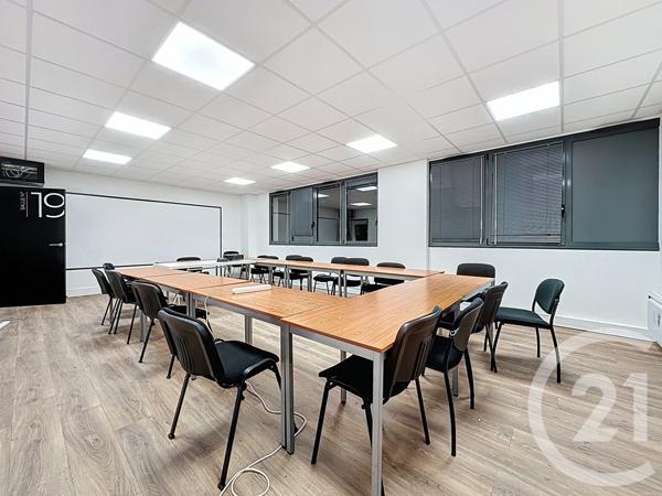 à vendre  810 m2 CESSON SEVIGNE - 35