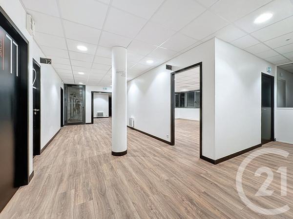 à vendre  810 m2 CESSON SEVIGNE - 35