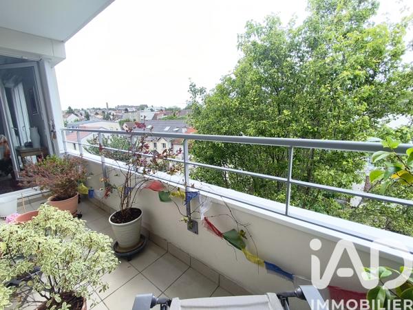 Appartement à vendre 3 pièces 65,22 m² Villejuif