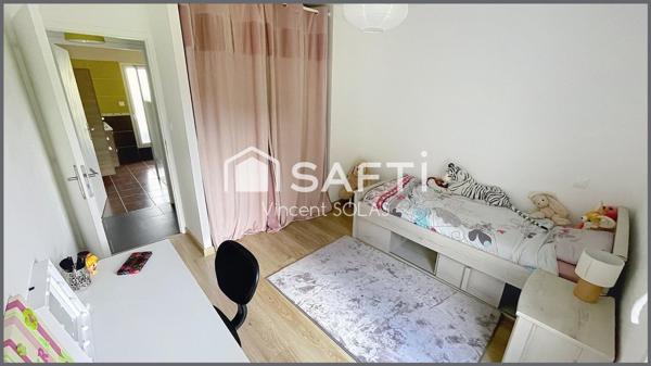 Maison de Plain-pied de 113m² sur 600 m² - 4 Ch - Garage - Jardin - au Calme