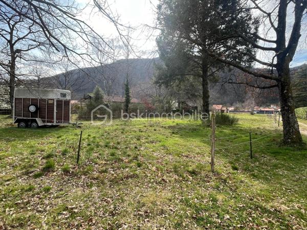 Terrain de 2 130 m²