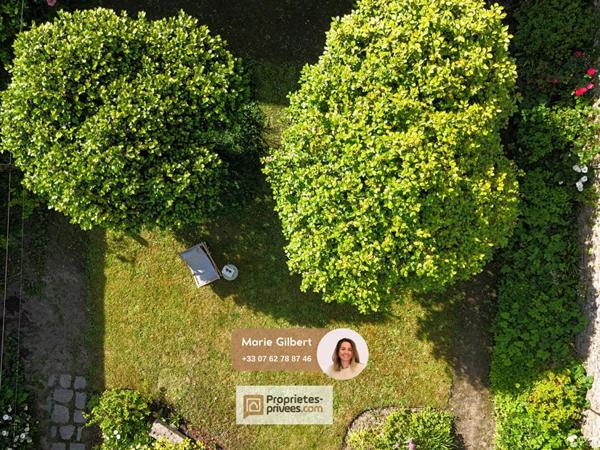Quimper Centre : Duplex 160 m² avec jardin, studio indépendant et dépendance