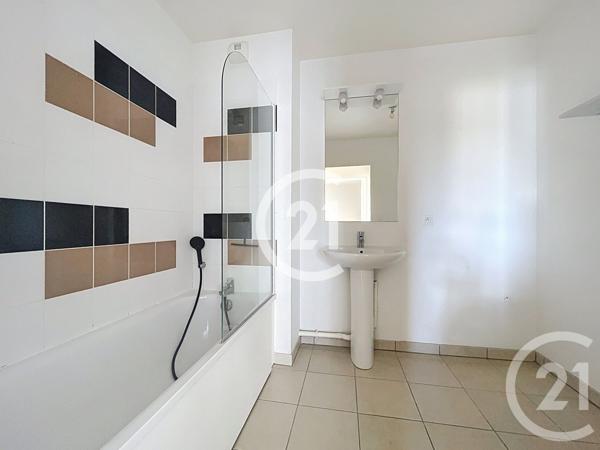 Appartement T3 à vendre  3 pièces - 64 m2 LE PETIT QUEVILLY - 76