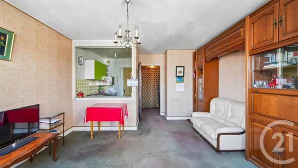 Appartement F2 à vendre  2 pièces - 47,56 m 2   PARIS  - 75020