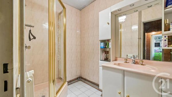 Appartement F2 à vendre  2 pièces - 47,56 m 2   PARIS  - 75020