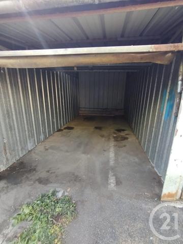 Parking à vendre  14 m 2   EVRY  - 91