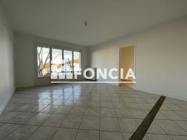 Location Maison 3 pièces 73.81 m² - 5 RUE DE RIBAS Bias 47300