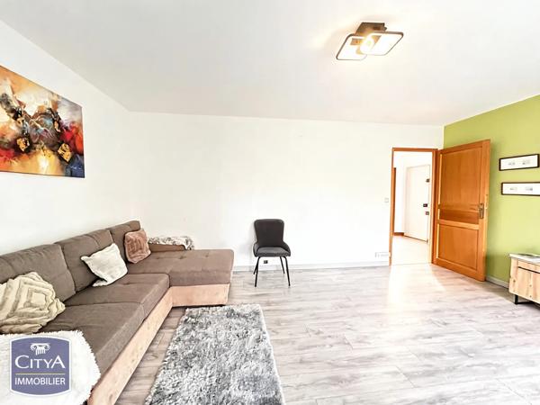 Appartement à vendre 4 pièces 81m² Évry-Courcouronnes (91000)