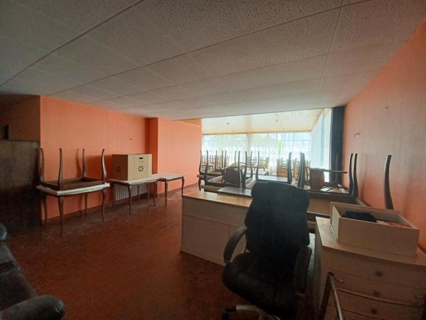 Maison à LA FERTE-MACE, 61600 - 20 pièces 550m²