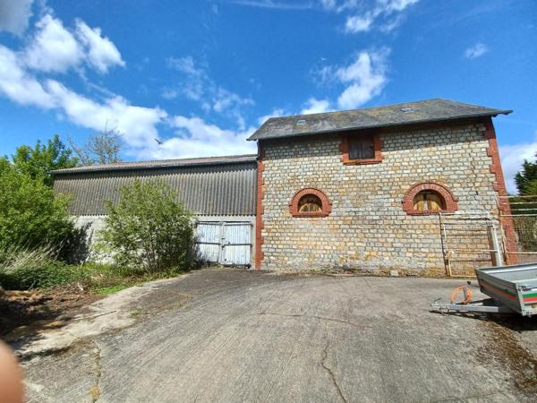 Maison à LA FERTE-MACE, 61600 - 20 pièces 550m²