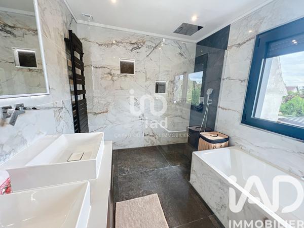 Maison à vendre 6 pièces 170 m² Villeparisis