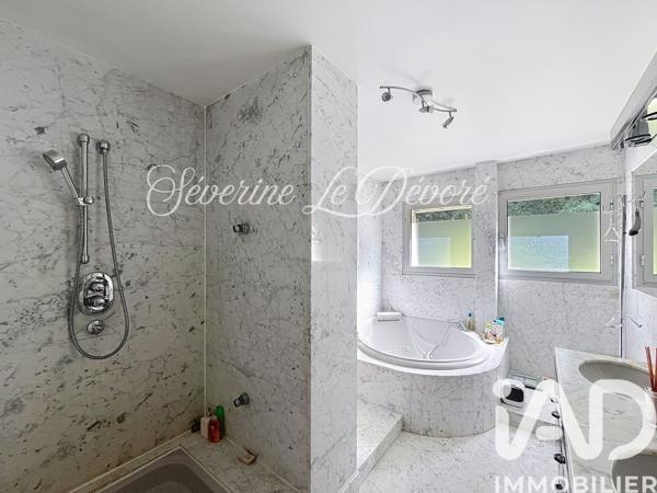 Maison à vendre 8 pièces 209 m² Montlignon