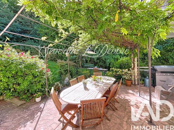 Maison à vendre 8 pièces 209 m² Montlignon
