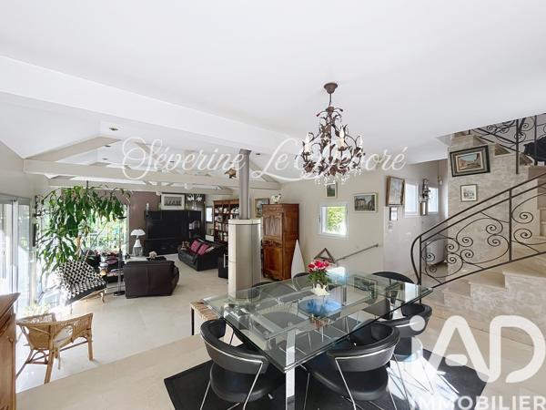 Maison à vendre 8 pièces 209 m² Montlignon