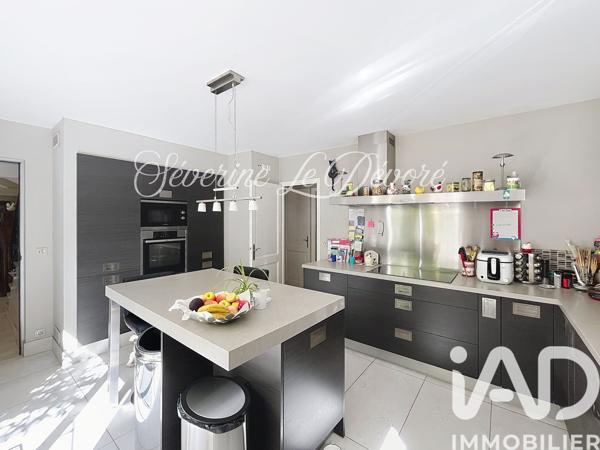 Maison à vendre 8 pièces 209 m² Montlignon