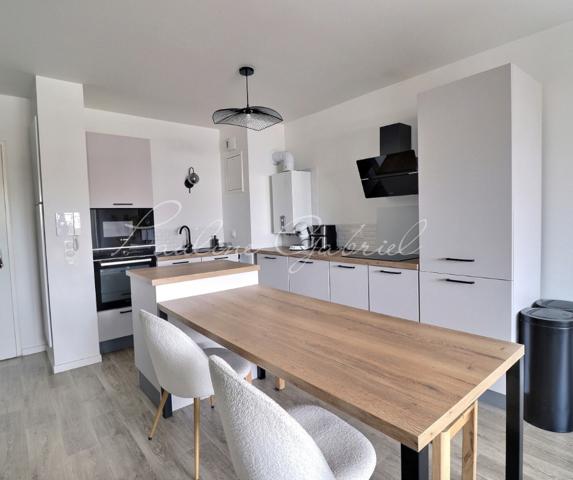 Un appartement moderne, lumineux et prêt à vivre