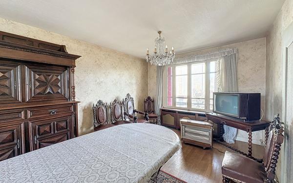 Maison à vendre    6 pièces •  La Ferté-Bernard