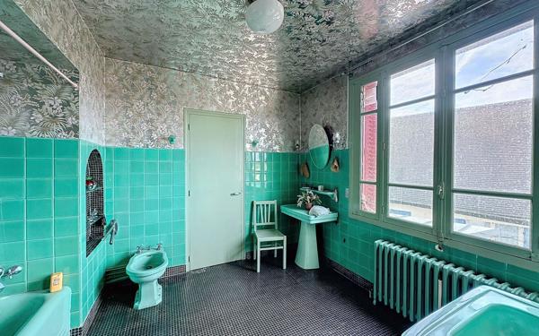 Maison à vendre    6 pièces •  La Ferté-Bernard