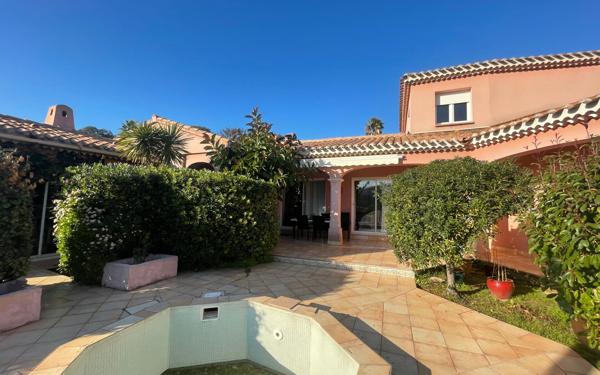 Appartement à vendre    1 pièce • 98,67 m2 Cauro