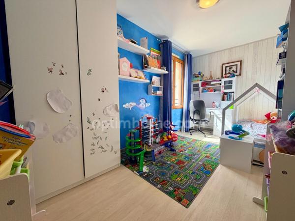 Maison BBC datant de 2012 avec 3 chambres