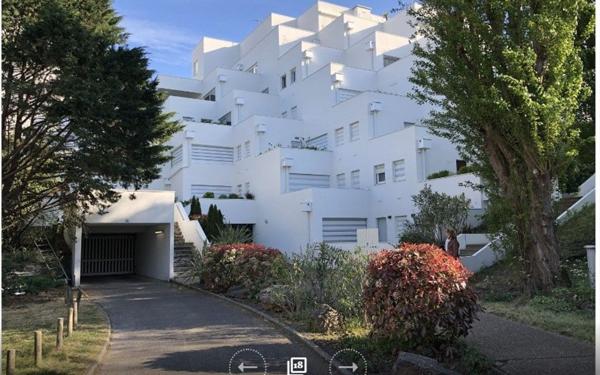 Appartement à louer    1 pièce • 27,43 m2 Arcachon