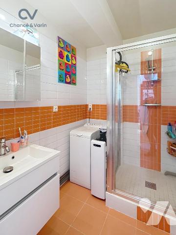 LISIEUX Centre Appartement traversant et lumineux de 77m² 