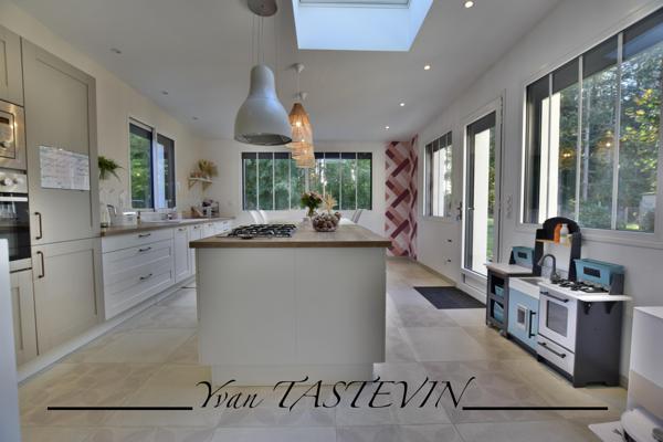 Vente / Maison et grand terrain