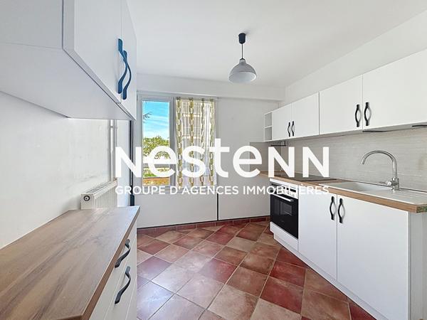 Appartement T2 BRON -  48m2 - 3è étage - Balcon - Parking privé - BRON DESGNETTES