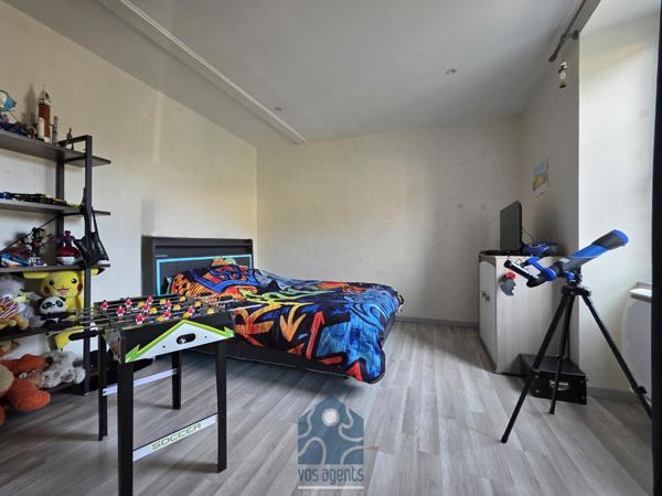 Maison 5 pièce(s) 3 chambre(s) 200 m²