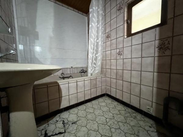 Appartement à vendre |  Saint-Amand-Montrond |  3 pièces | 64 m²